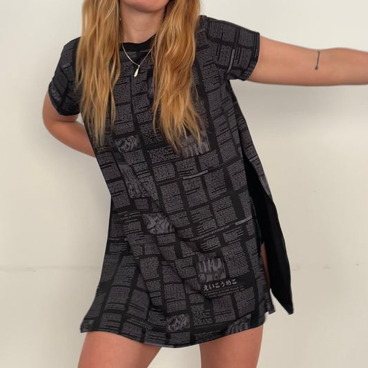 Over Tee / M / Newsprint