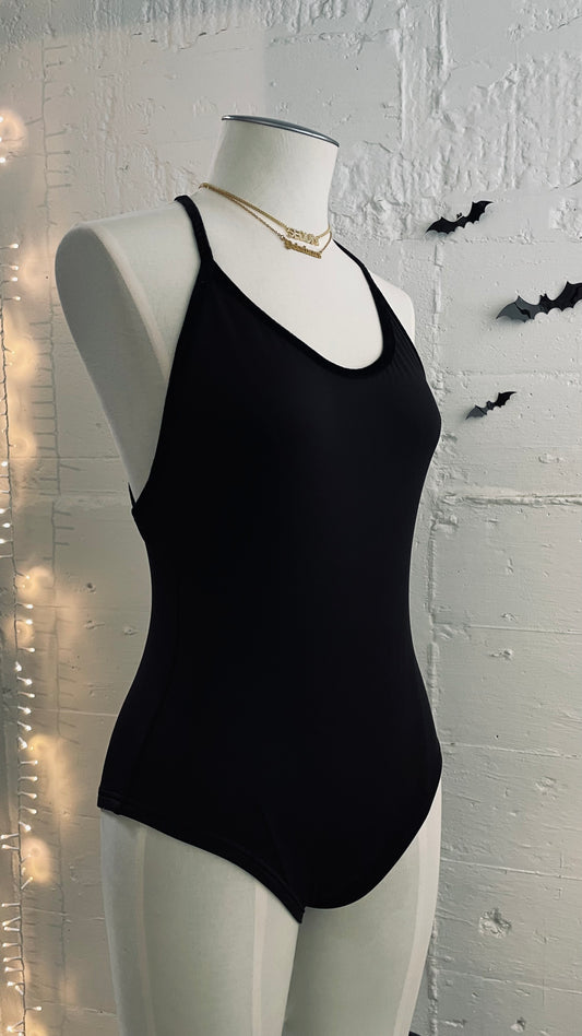 Backless one piece / M / Black with velvet binding