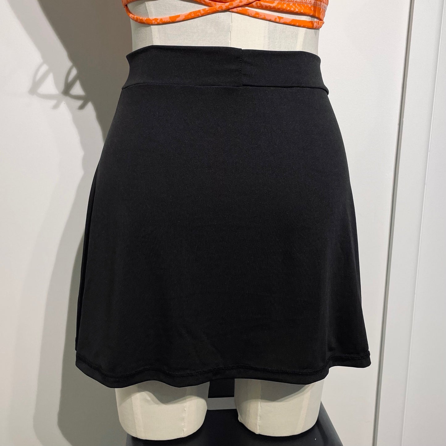 Double Slit Skirt / M / Black