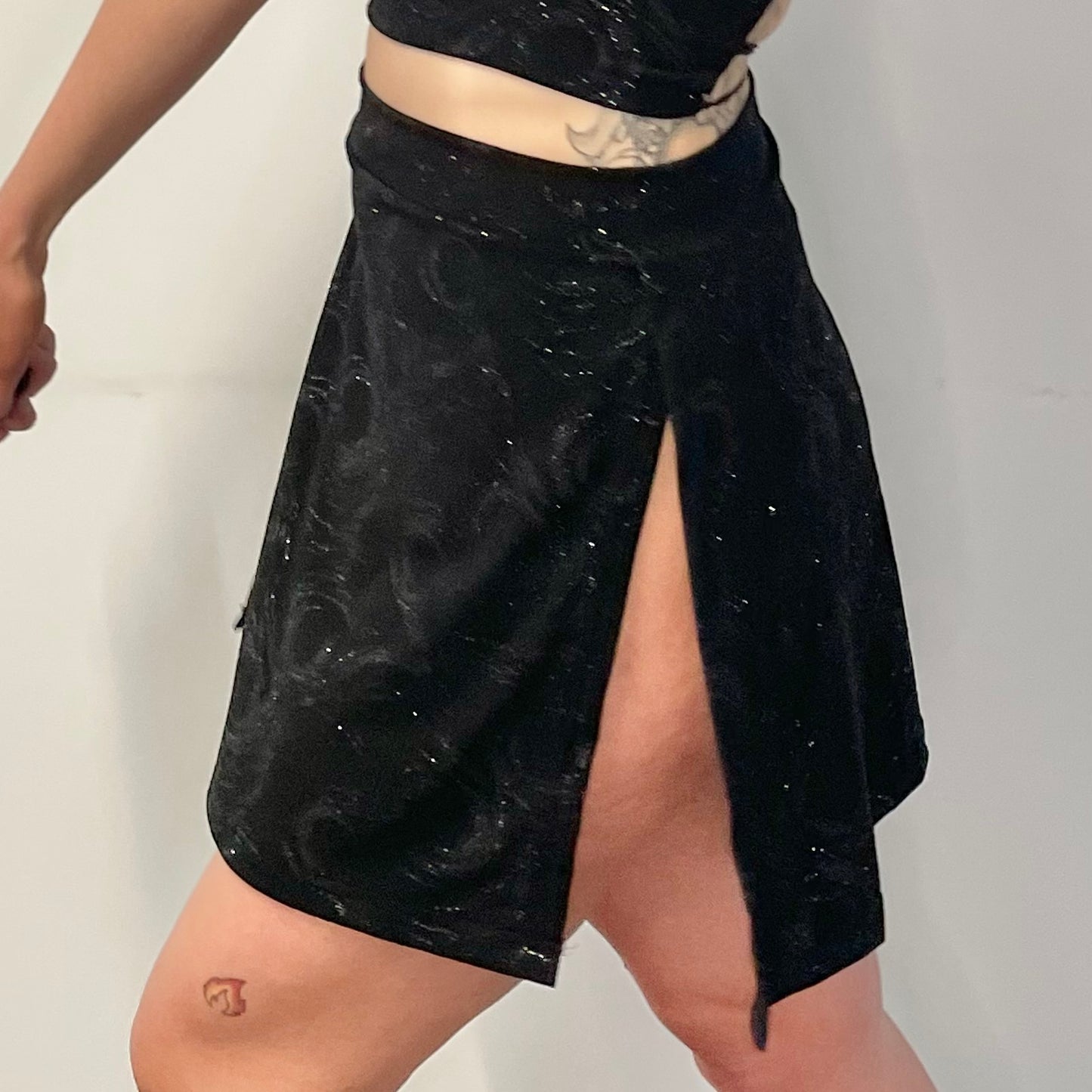Double Slit Skirt / L / Black Sparkly